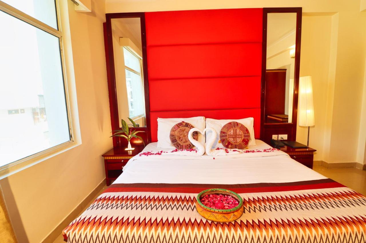 Crestmont Ashapurna Jaipur, Banipark Hotel Eksteriør billede