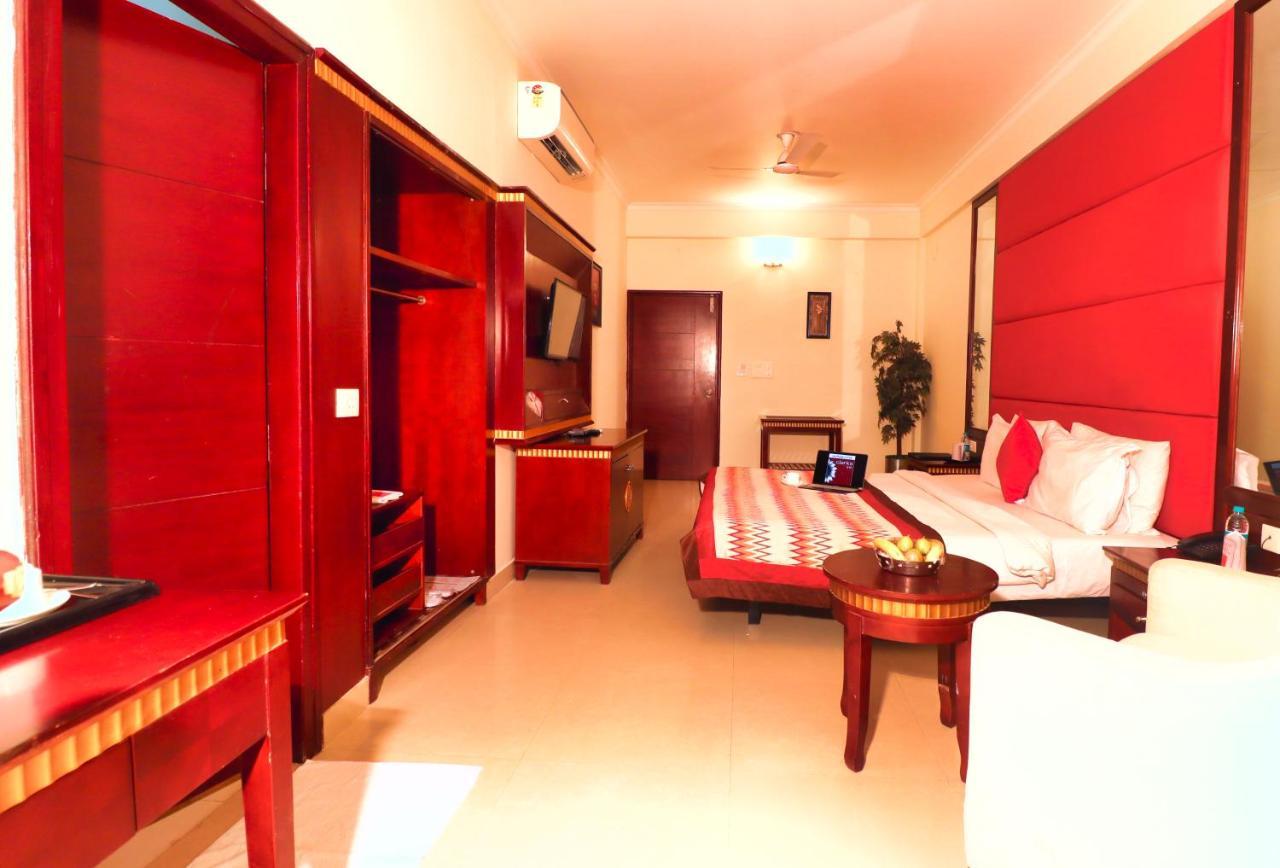 Crestmont Ashapurna Jaipur, Banipark Hotel Eksteriør billede