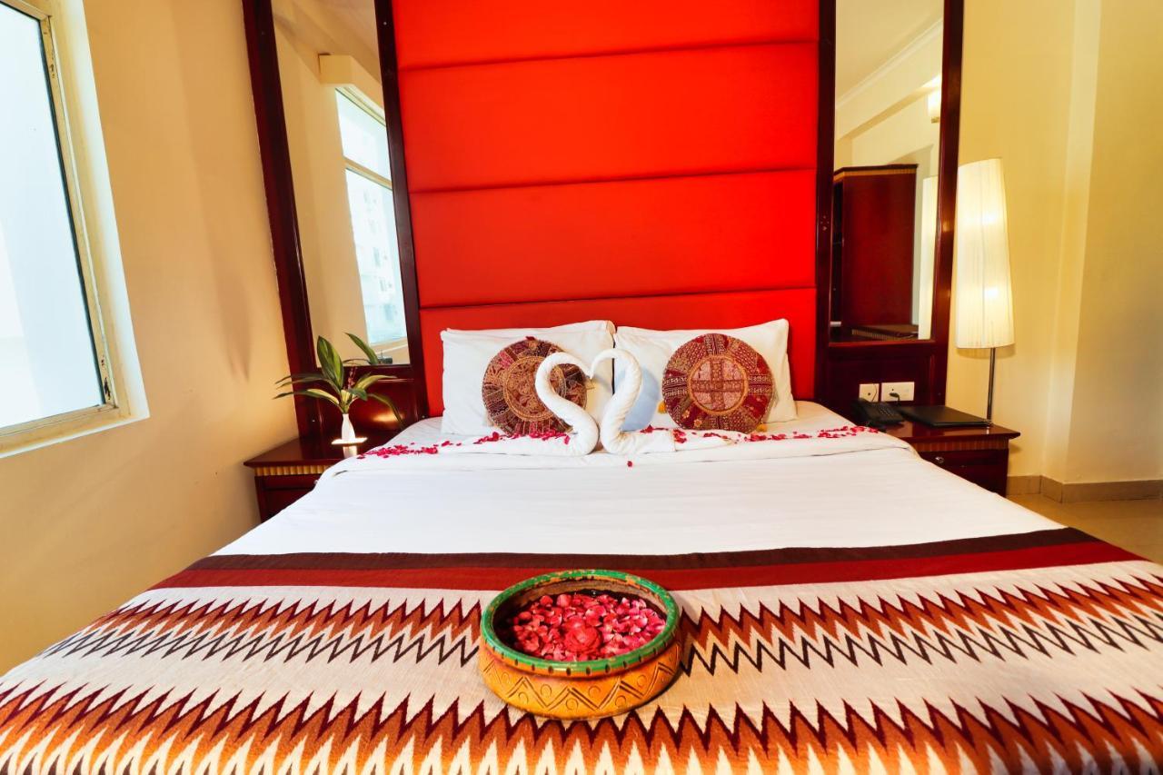 Crestmont Ashapurna Jaipur, Banipark Hotel Eksteriør billede