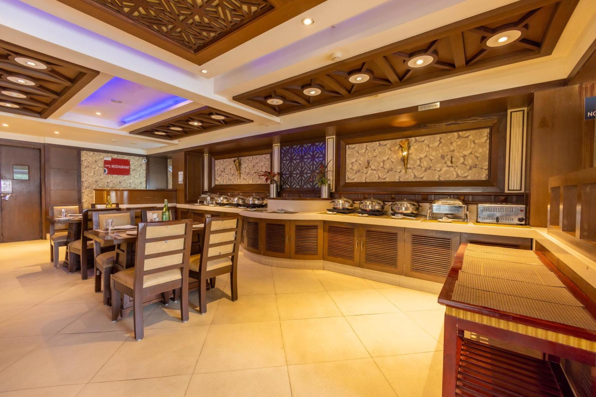 Crestmont Ashapurna Jaipur, Banipark Hotel Eksteriør billede