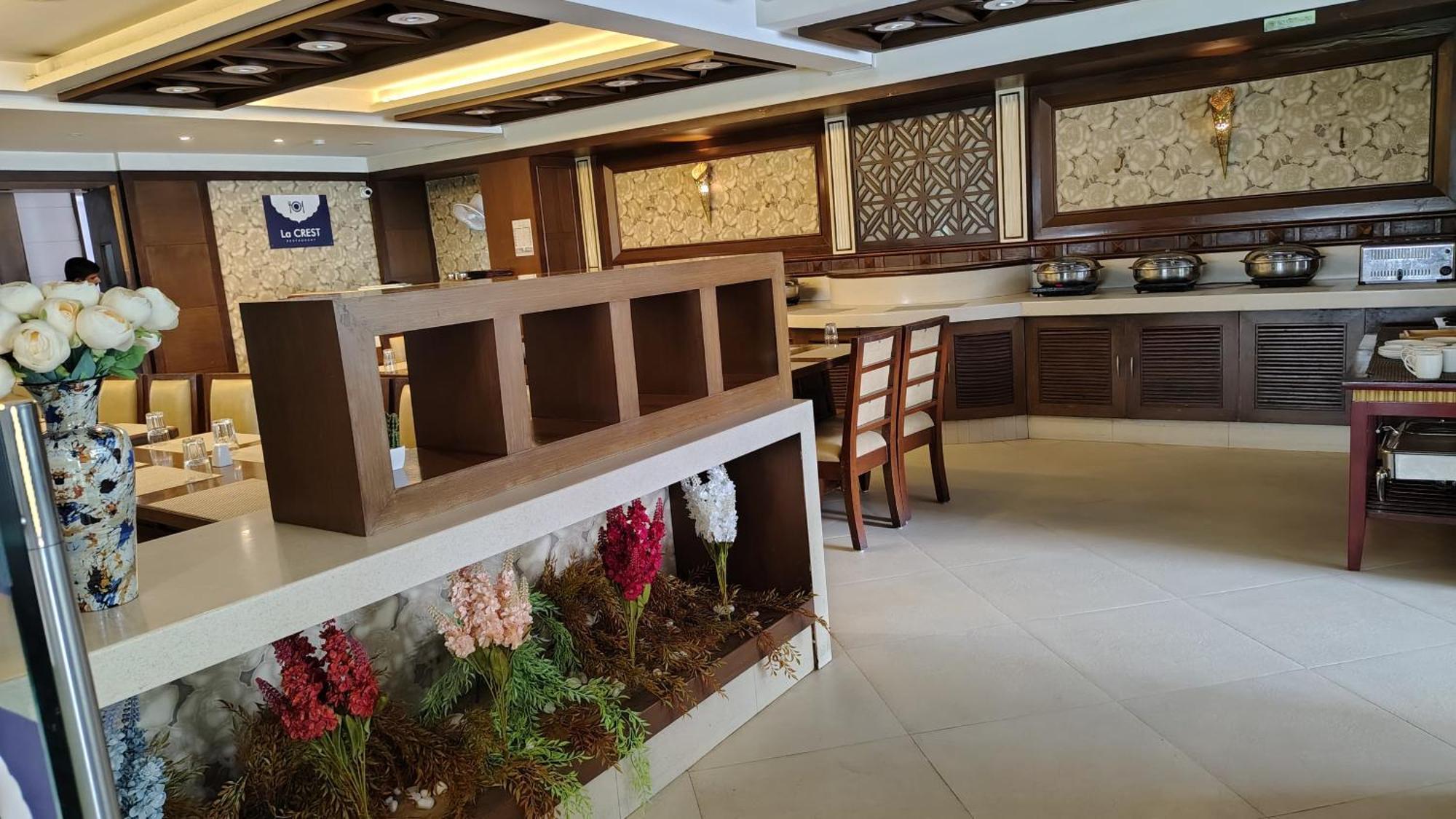 Crestmont Ashapurna Jaipur, Banipark Hotel Eksteriør billede