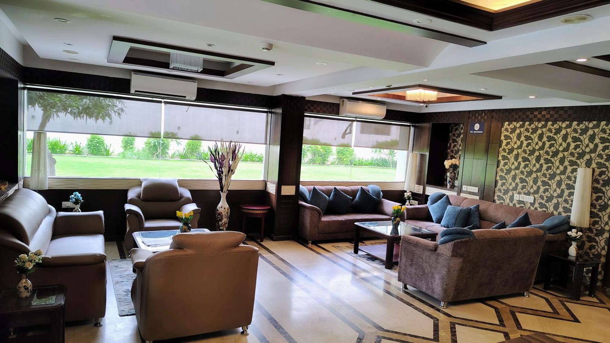 Crestmont Ashapurna Jaipur, Banipark Hotel Eksteriør billede