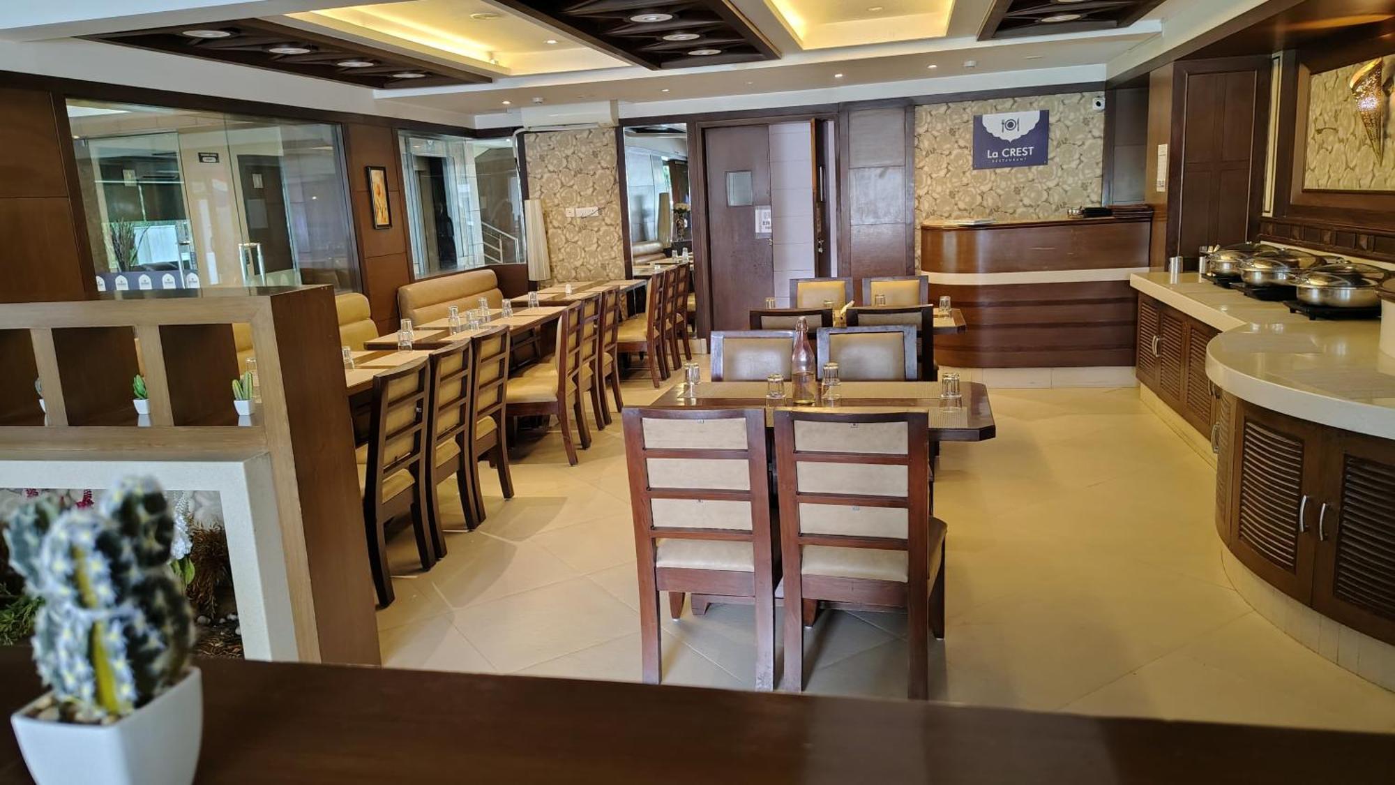 Crestmont Ashapurna Jaipur, Banipark Hotel Eksteriør billede